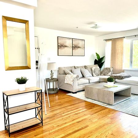 Stylish Evergreen Apartment By Newark Airport 외부 사진